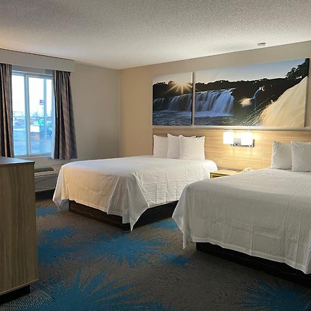 Days Inn By Wyndham Jamestown Esterno foto