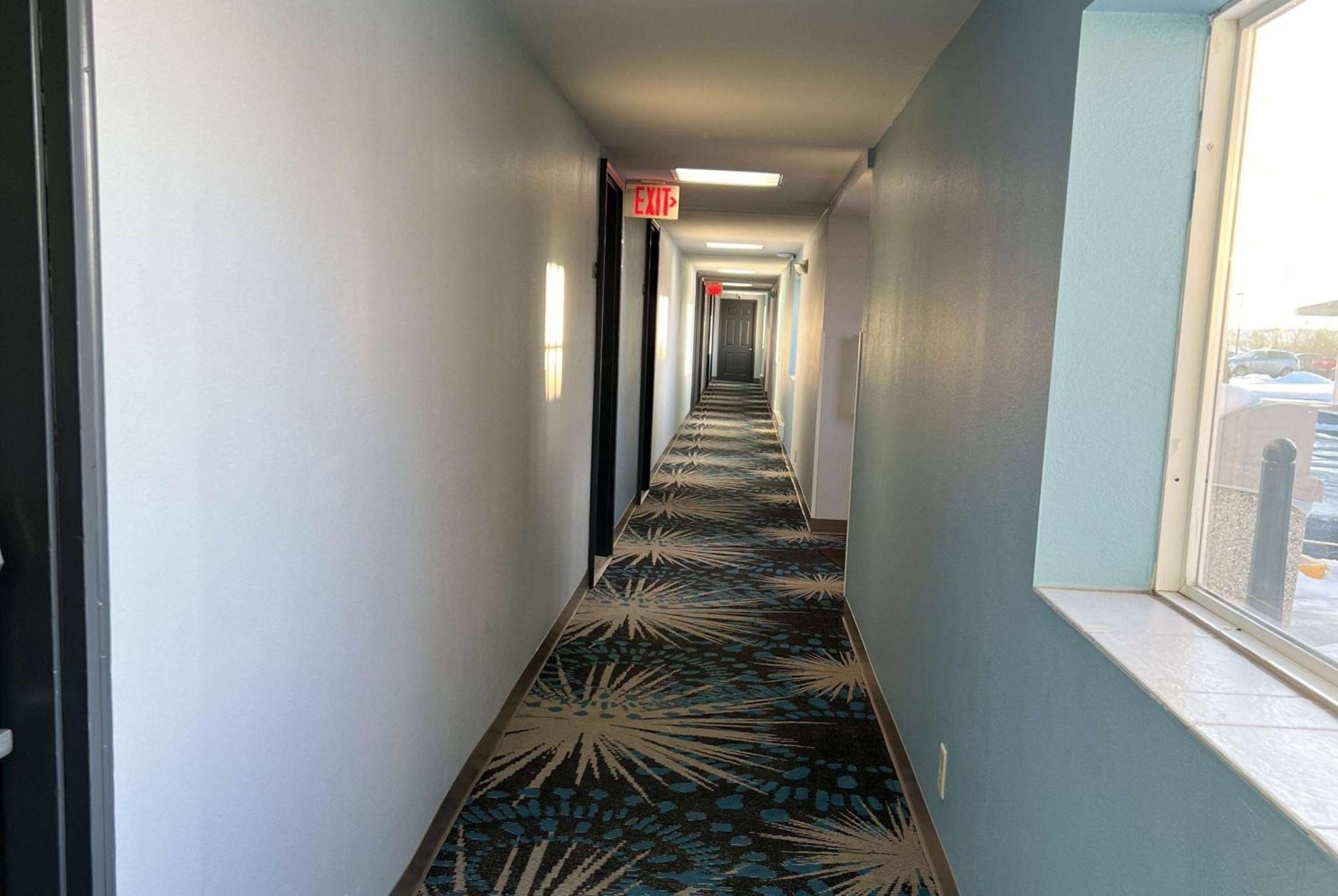 Days Inn By Wyndham Jamestown Esterno foto