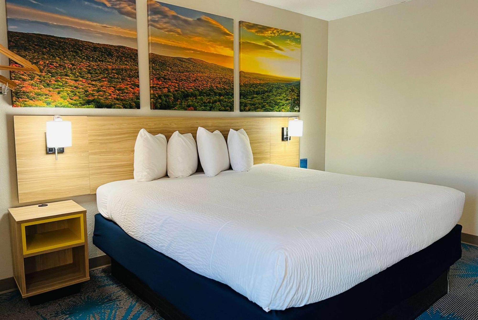 Days Inn By Wyndham Jamestown Esterno foto